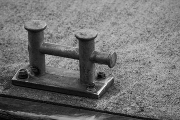 Bitts on the shoreside is close