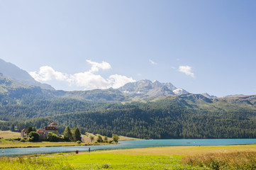 Silvaplana, Corvatsch, Piz Corvatsch, Bergbahn, silvaplanersee, malojawind, see, seenplatte, dorf, engadin, oberengadin, Wanderweg, Wassersport, Graubünden, Sommer, Schweiz