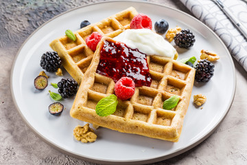 Tasty w belgian waffles