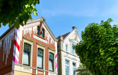 Außergewöhnliche Fassaden in Leer