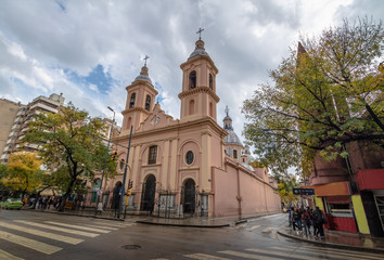 Fototapeta na wymiar Basílica de Santo Domingo Church - Cordoba, Argentina