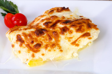 Potato graten with cheese