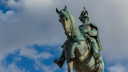 Fototapeta na wymiar Equestrian Statue