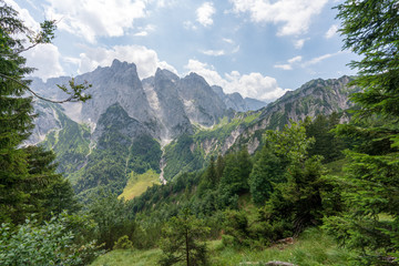 Kaiserbachtal Weg zum Stripsenjochhaus