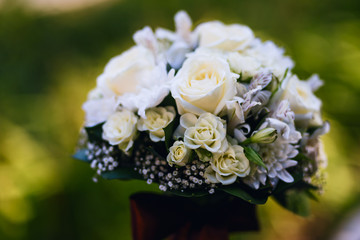 beautiful bouquet of white roses