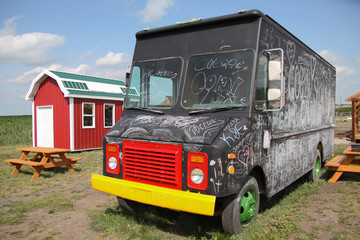 Obraz premium Drawing on a truck