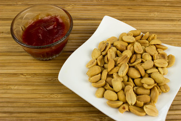 Peanut. Salty vegetarian food for beer