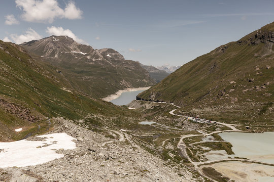 Paysage de montagne vue sur le Val d'Anniviers en Suisse