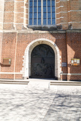 The Church of St. Lawrence (Grote of Sint-Laurenskerk, 1449-1525) is a Protestant Church in the center of Rotterdam. It is the only remnant of a medieval city .