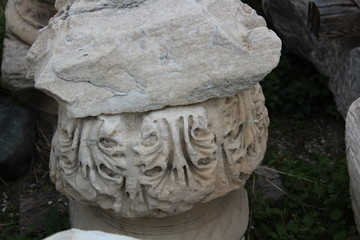 Primer plano de la decoraci&oacute;n de las columnas 