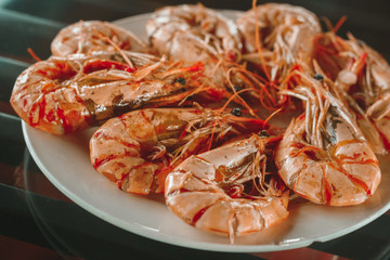 Whole cooked jumbo prawns