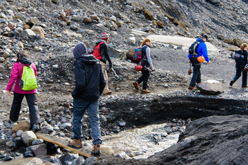 Senderismo por el glaciar Solheimajokull, Islandia.