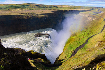 Cascada de Gullfoss en verano (vista de pájaro), Islandia