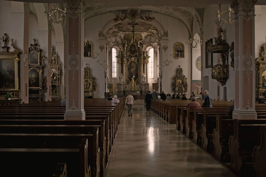 Stadtpfarrkirche St. Blasius, der hl. Blasius gilt als Patron der Weber