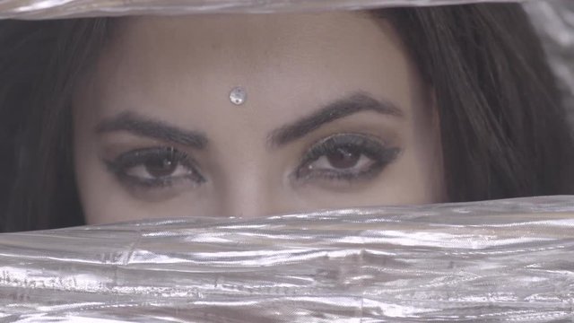 Eyes Odalisque - Belly Dancer