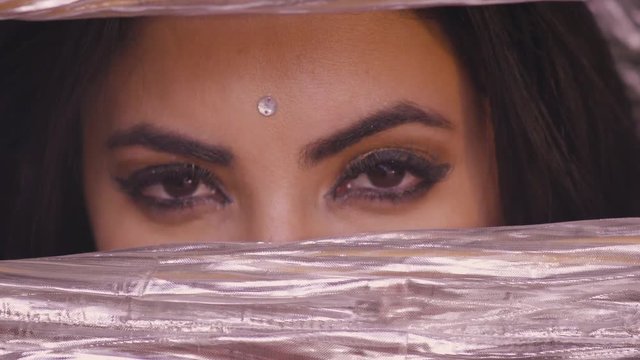 Eyes Odalisque - Belly Dancer