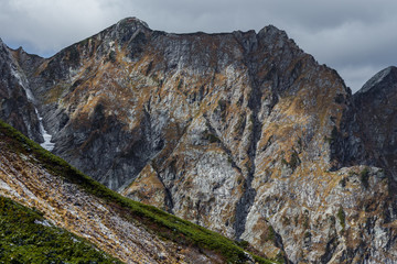 紅葉の後立山稜線（不帰の嶮）