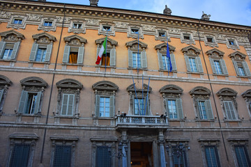 Fototapeta na wymiar Rome, view of historic building in the center of the city.