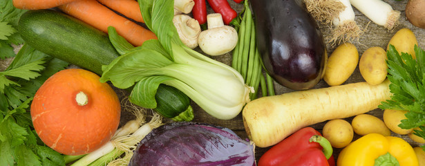 Frisches Gemüse vom Bauernmarkt