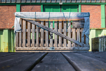 Transportkiste im Hamburger Hafen