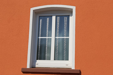 Neues Sprossenfenster weiß