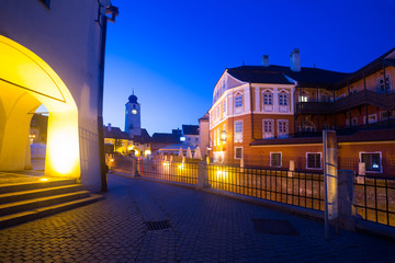 Fototapeta na wymiar Sibiu streets with cathedral in night