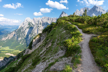 Kaiserbachtal Weg zum Stripsenjochhaus