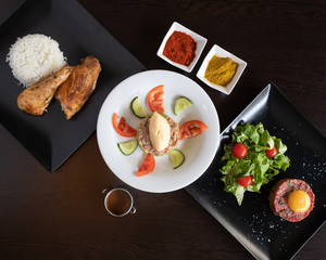 Set of dishes