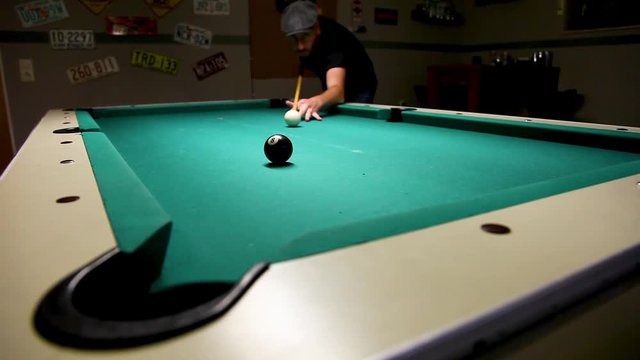 A poolbilliard in a pub.