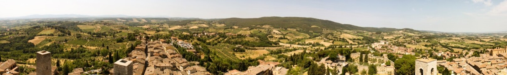 Fototapeta na wymiar San Gimignano panorama 02