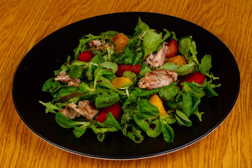 Salad with quail