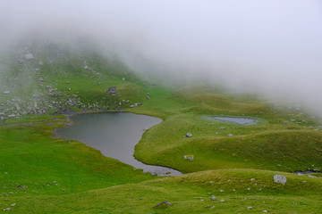Rumunia, Karpaty Rumuńskie - Góry Fagaras, Jezioro Doamnele Lac w Dolinie Doamnele (Dolina...