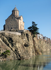 Fototapeta na wymiar Metekhi Church by Mtkvari river, Tbilisi, Georgia