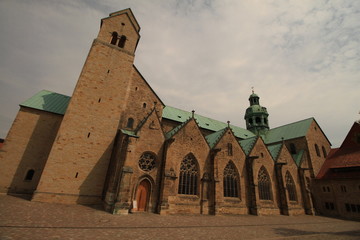 Der Hildesheimer Dom von Süden