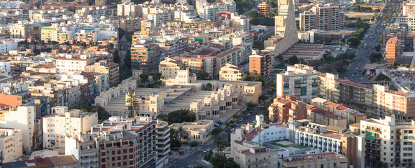 Obraz premium City of Alicante, Spain. View of houses and buildings from the top.