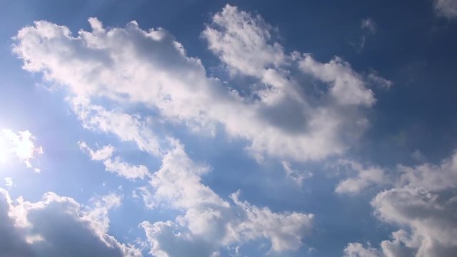 流れる雲（7月）