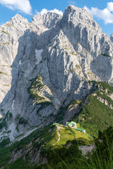 Kaiserbachtal Weg zum Stripsenjochhaus