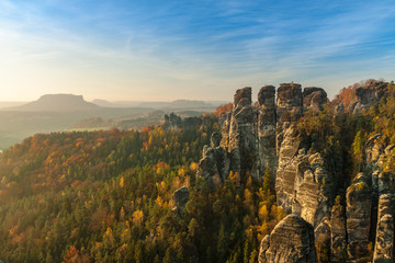 Morgenstimmung in der Sächsischen Schweiz bei Rathen und Bastei