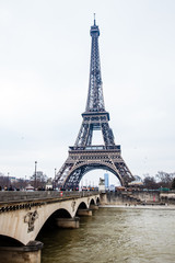 Seine River and the Tour Eiffel at the end of winter