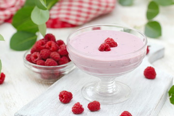 Delicious raspberry mousse in a bowl
