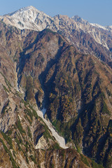 秋の八方尾根から見える白馬三山