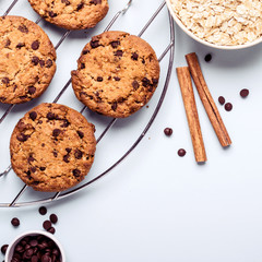 Oatmeal chocolate chip cookies with cinnamon