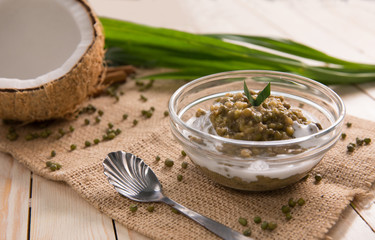 indonesian mung bean porridge