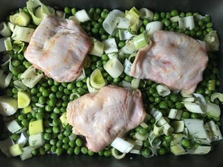 Chicken Thighs with Peas and Leeks