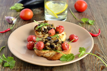 Pate eggplant with dried tomatoes and toast, aubergines caviar