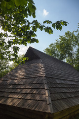 Fototapeta na wymiar Old wooden shingle roof