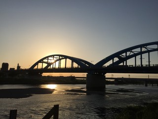 Fototapeta na wymiar sunset bridge