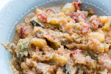 Vegetable soup with cheese