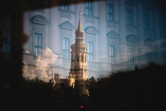 Vue sur clocher d'&eacute;glise