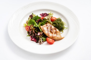 grilled calamari with salad